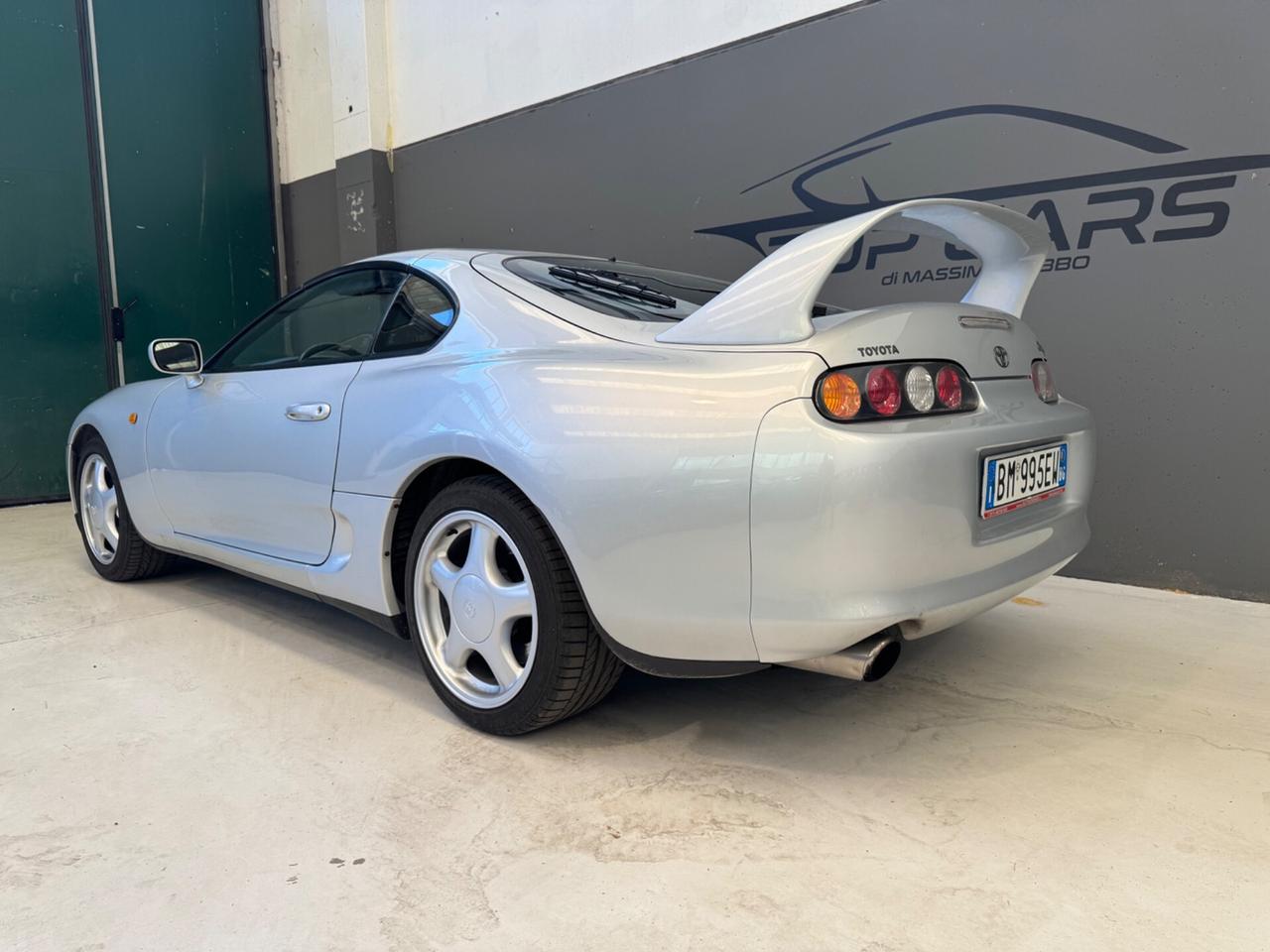 Toyota Supra 3.0i Twin-turbo ITALIANA guida a SX MANUALE