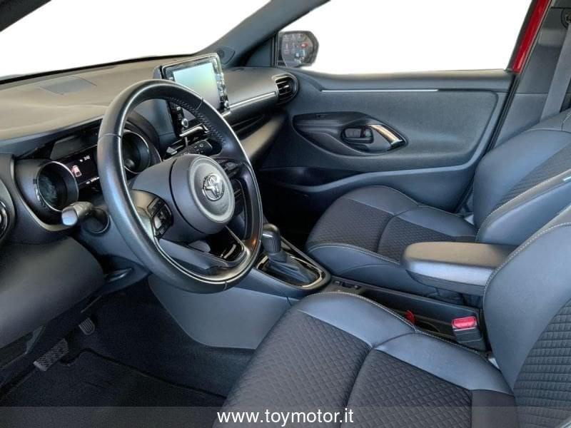 Toyota Yaris 4ª serie 1.5 Hybrid 5 porte Style