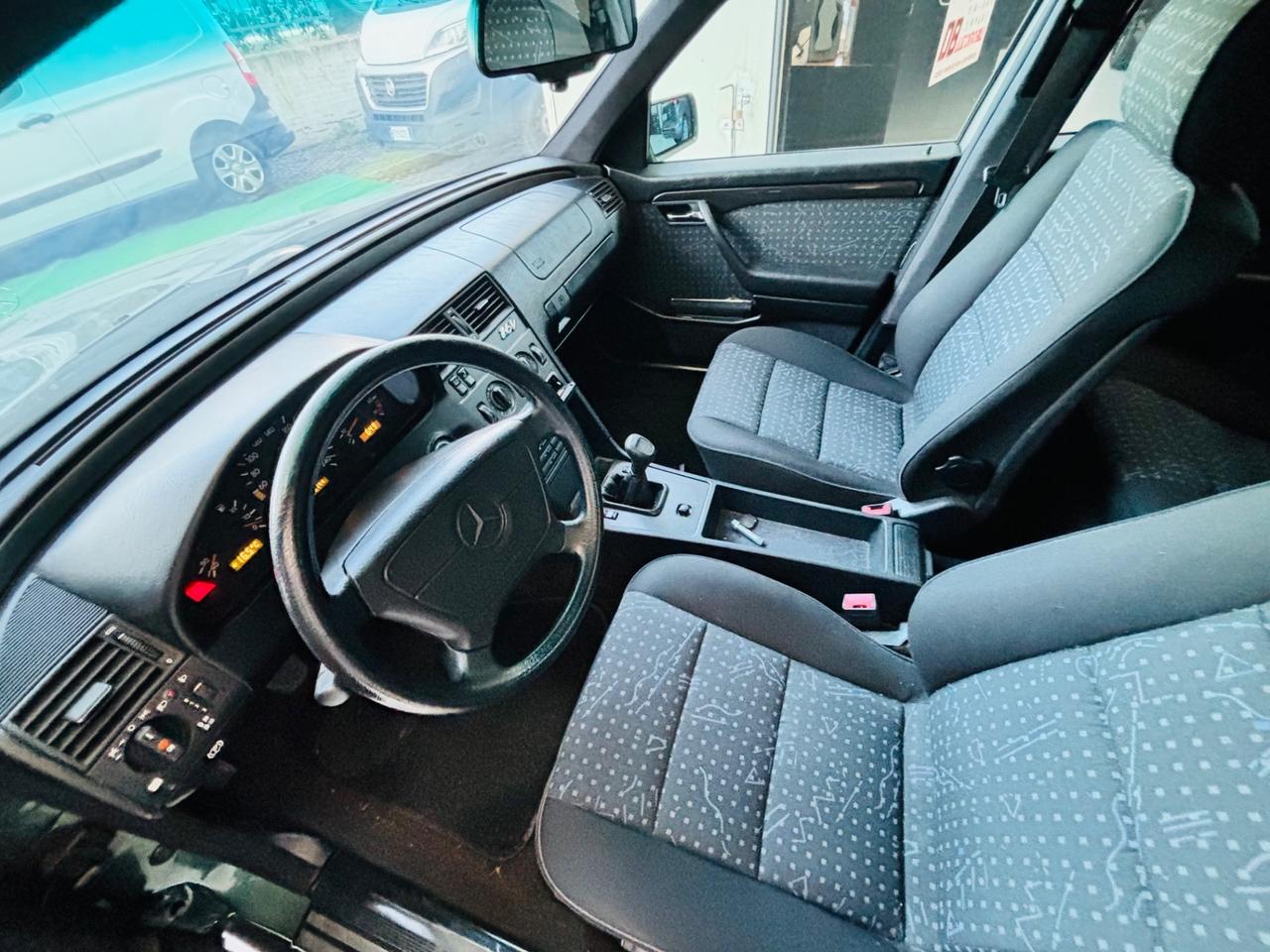 Mercedes-benz C 180 cat Sport