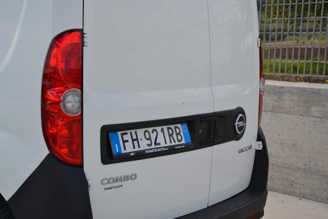 OPEL COMBO 1.4 ecoM Turbo 120 '17