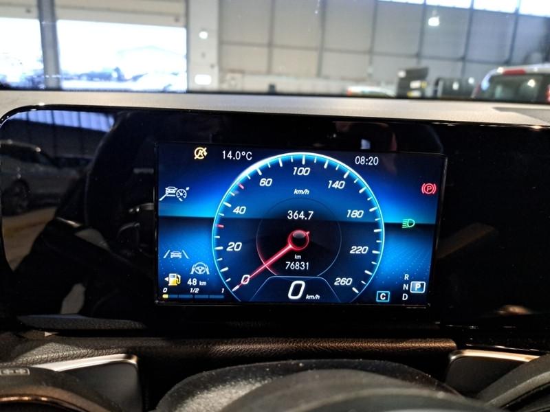 MERCEDES-BENZ GLB 200 d Automatic Premium