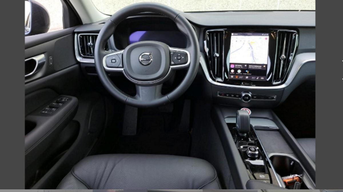 VOLVO V60 B4 Mild Hybrid Automatico Core