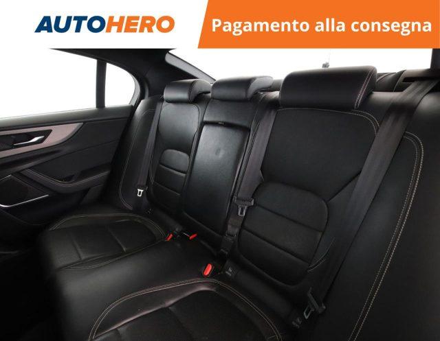 JAGUAR XE 2.0 D 180 CV AWD aut. R-Dynamic S