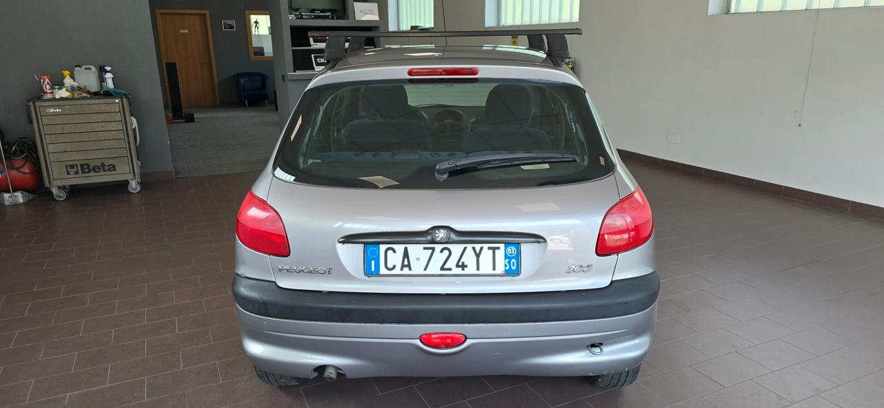 Peugeot 206 1.4 5p. 2 TRENI GOMME