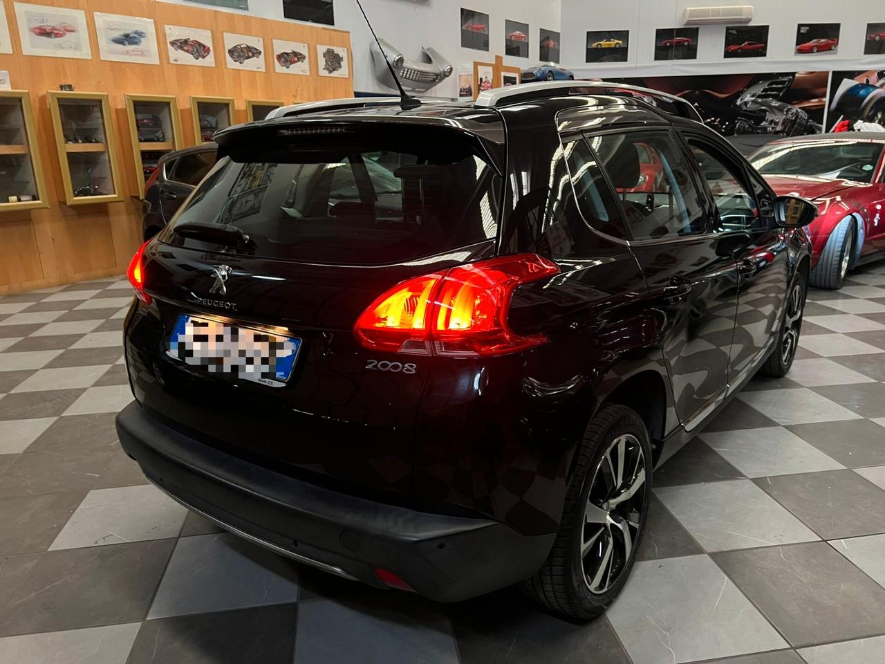 Peugeot 2008 BlueHDi 100 Black Matt GT- unico proprietario