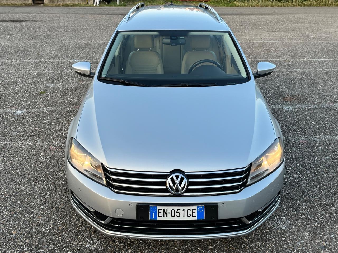 Volkswagen Passat 2.0 TDI DSG Highline - 140 CV