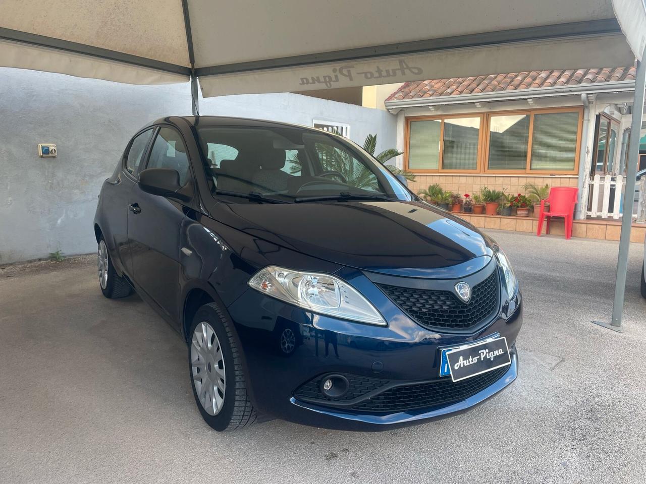 Lancia Ypsilon 1.2 69 CV 5 porte S&S Elefantino Blu