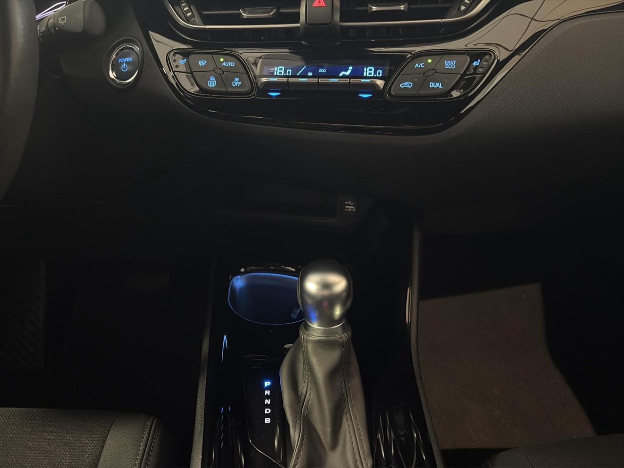 Toyota C-HR 1.8h Trend e-cvt