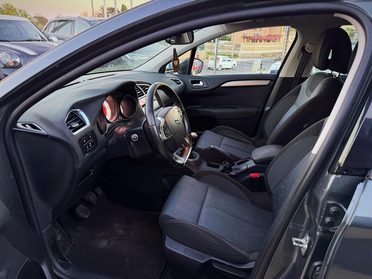 Citroen C4 1.6 e-HDi 115 airdream Exclusive