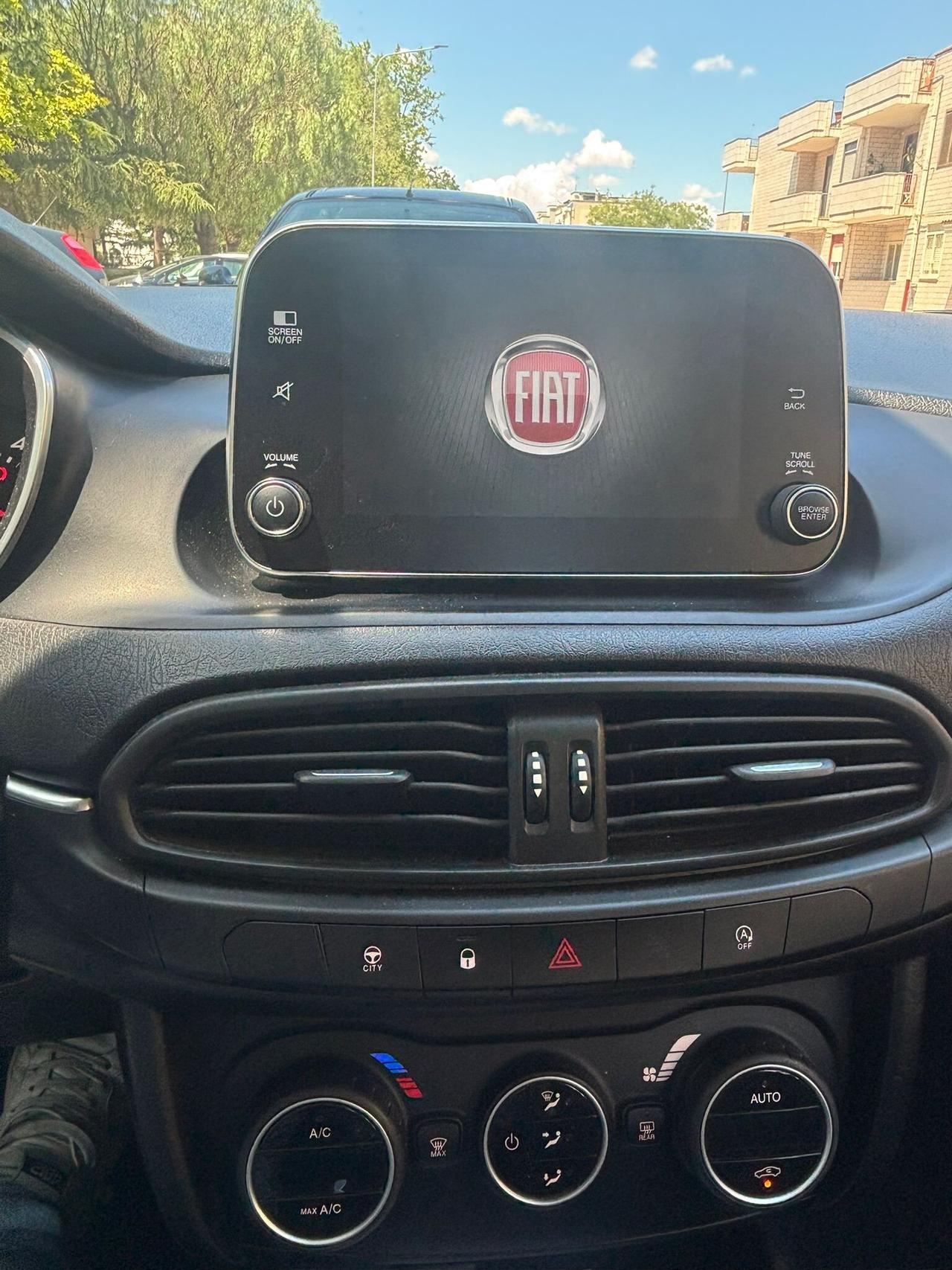 FIAT TIPO 1.6 MJET 120 CV S&S STATION WAGON LOUNGE