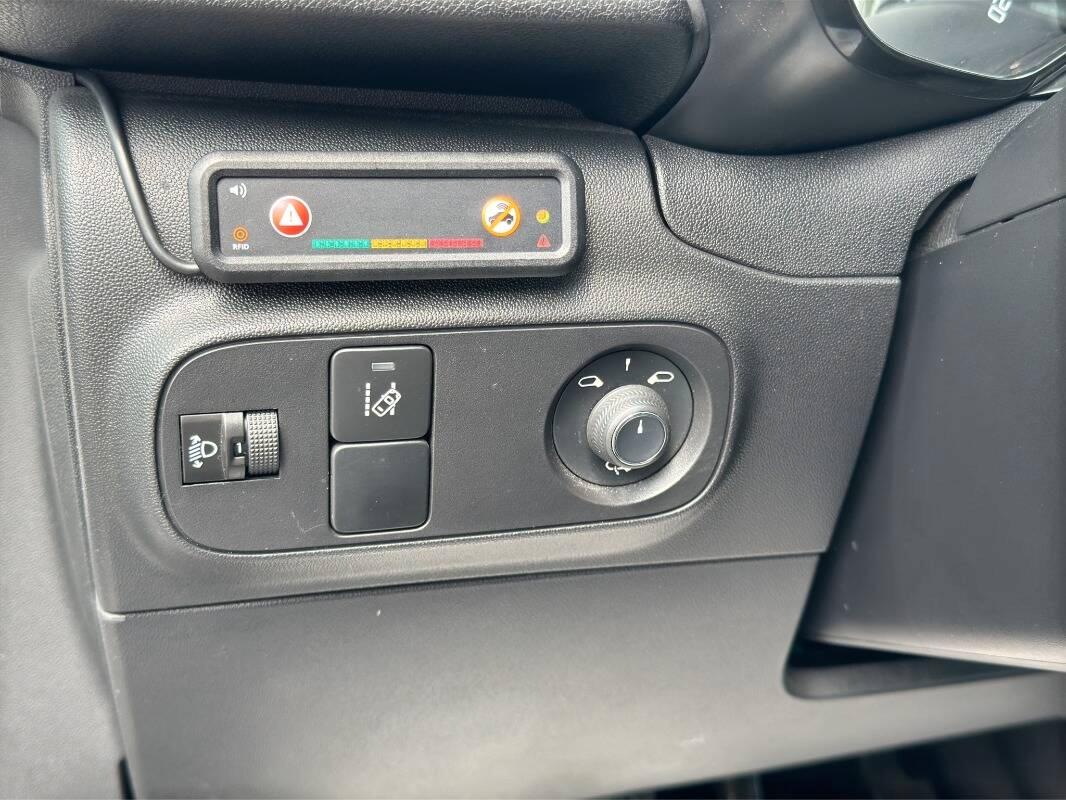 Citroen C3 1.5 bluehdi Feel s&s 100cv con CarPlay