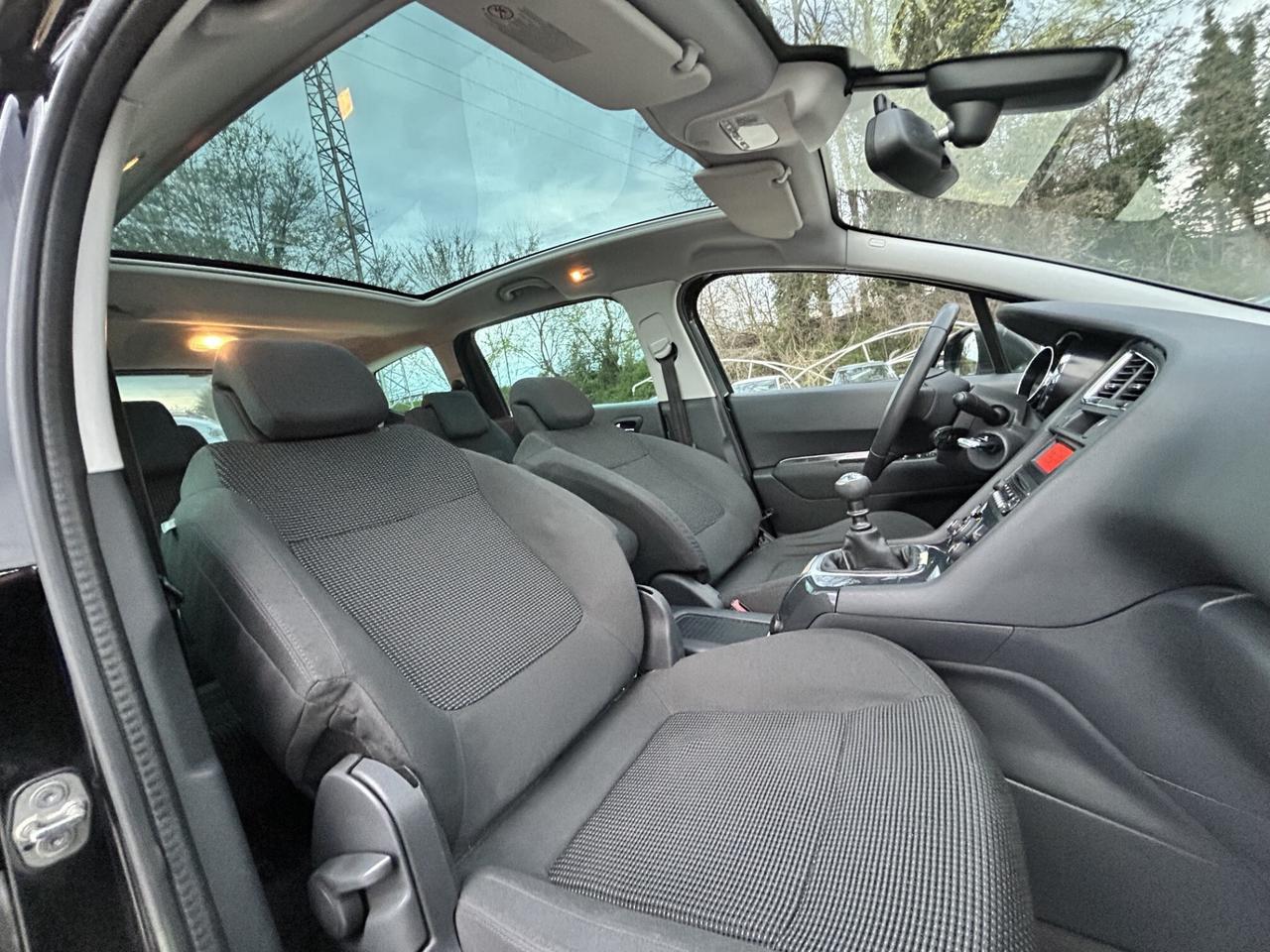 PEUGEOT 5008 1.6HDI 7 POSTI UNICO TOP