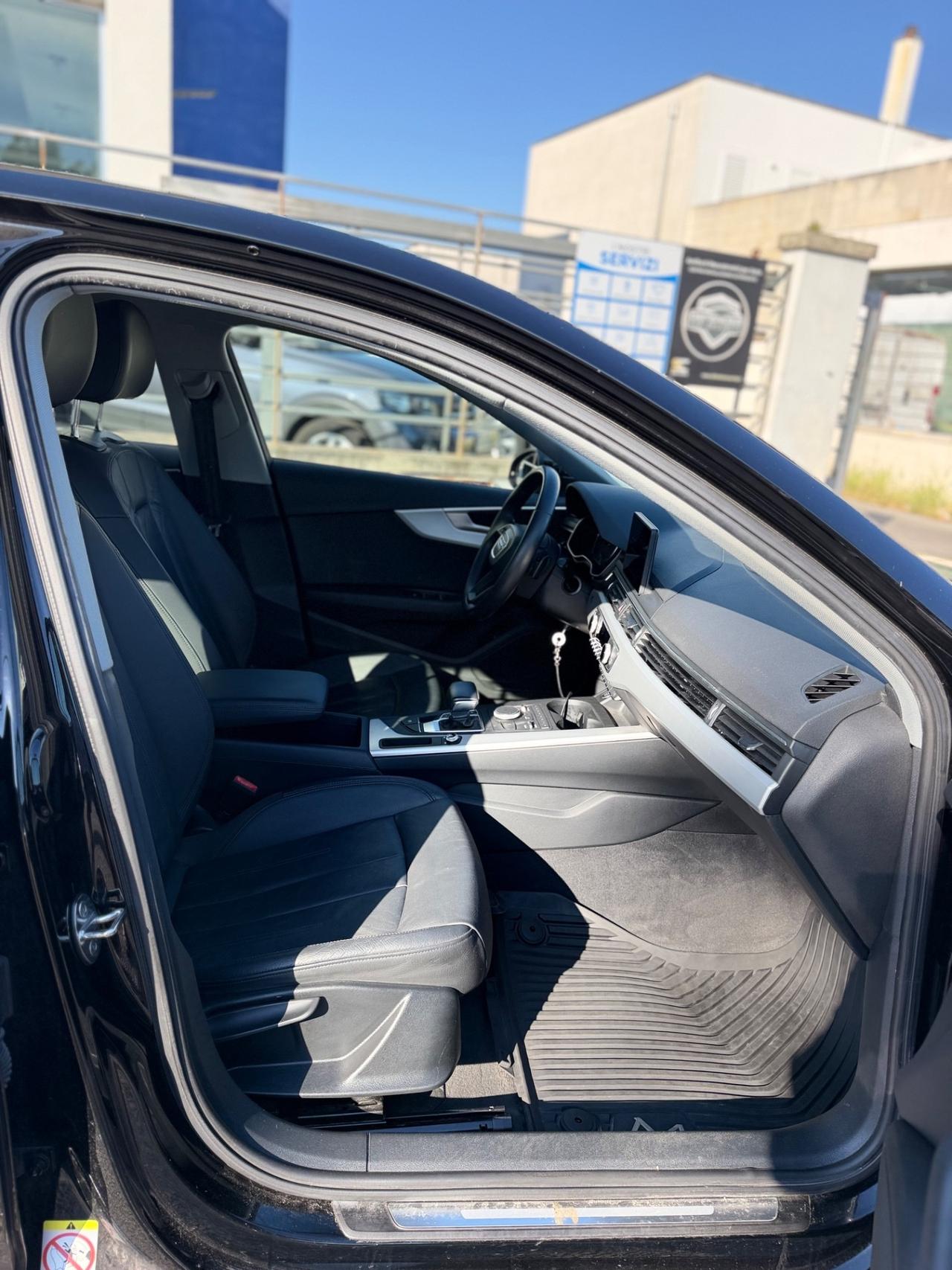 Audi A4 30 TDI S tronic Design