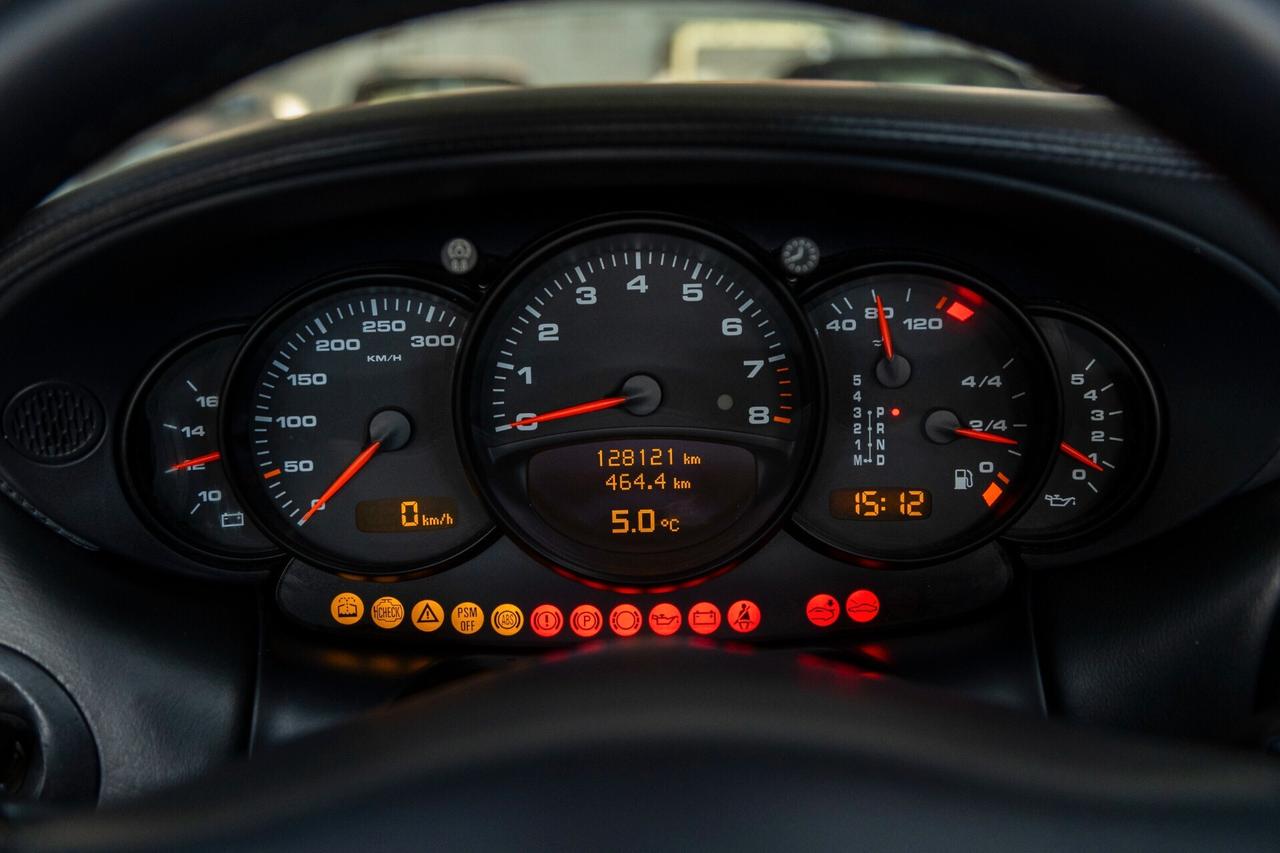 Porsche 911 Carrera 4S cat Cabriolet