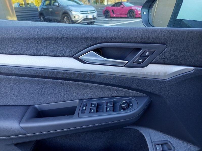 Volkswagen Golf Nuova 1,5 LIFE P 110 TSID6A MY 25
