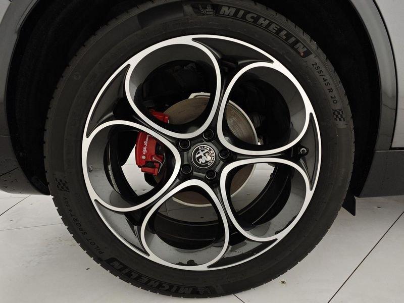 Alfa Romeo Stelvio 2.2 Turbodiesel 210 CV AT8 Q4 Veloce