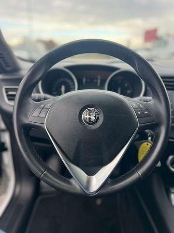 Alfa Romeo Giulietta Giulietta III 2016 1.6 jtdm Super 120cv