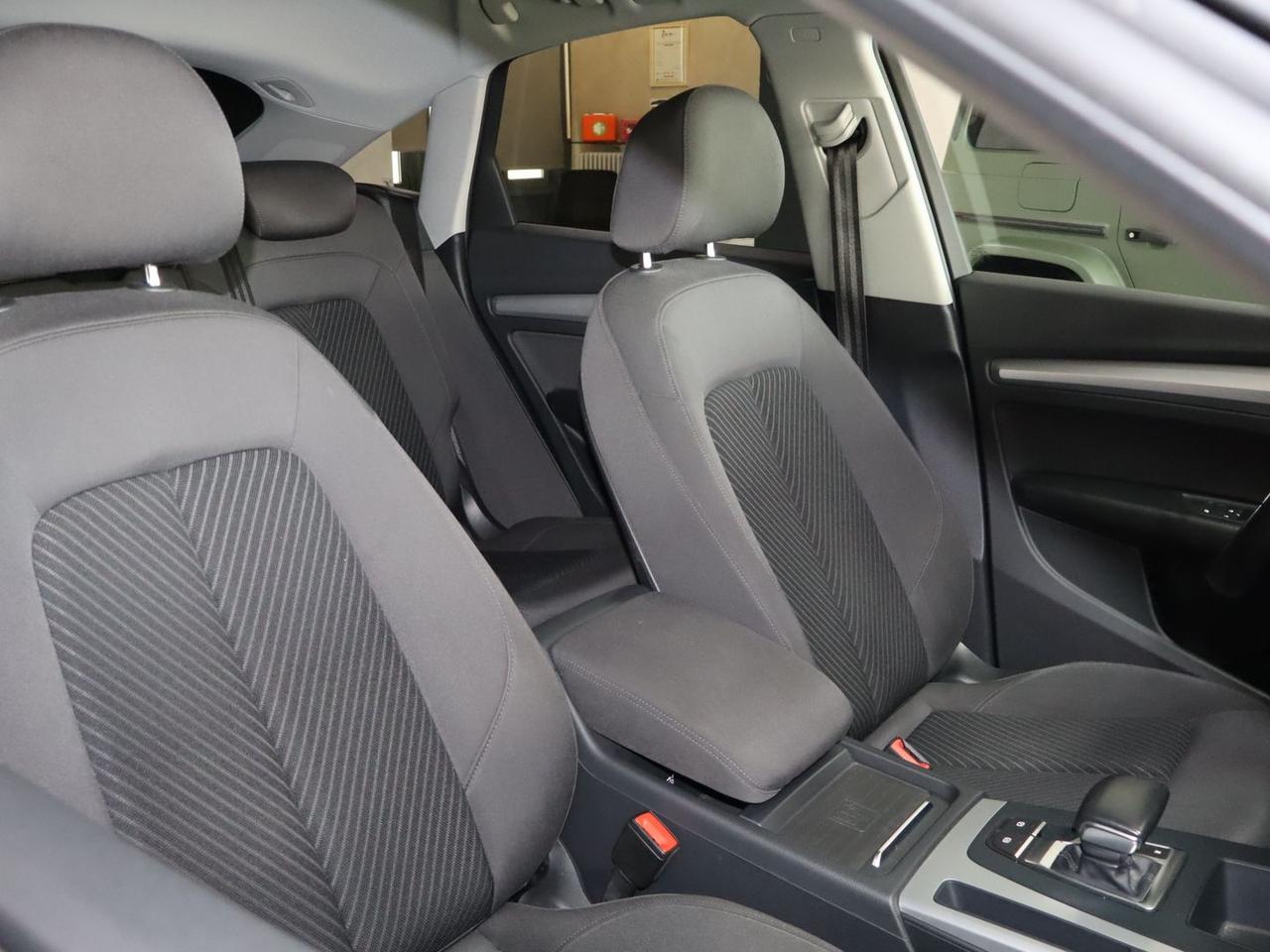 Audi Q5 Business 2.0 50 TFSI e PHEV #10741