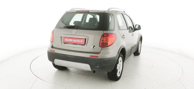 FIAT Sedici 1.6 16V 4x4 Dynamic