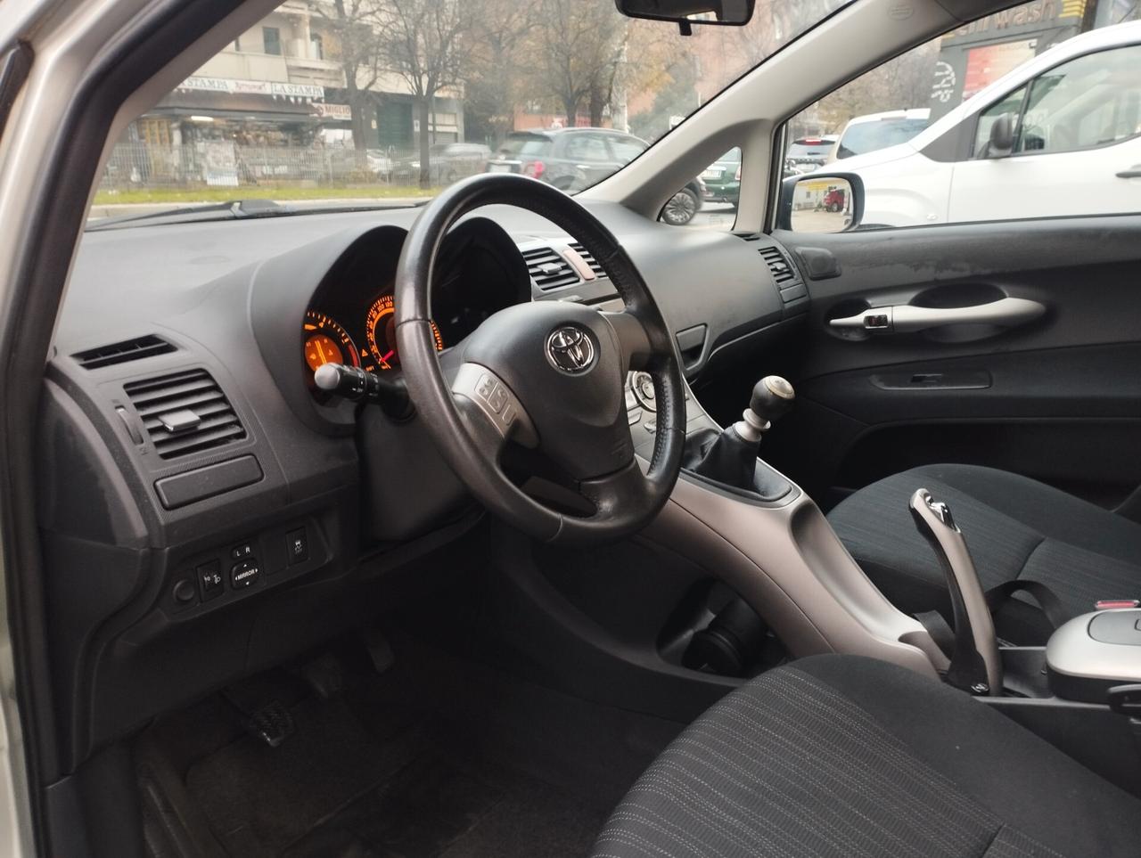 Toyota Auris 2.0 D-4D 5 porte Sol