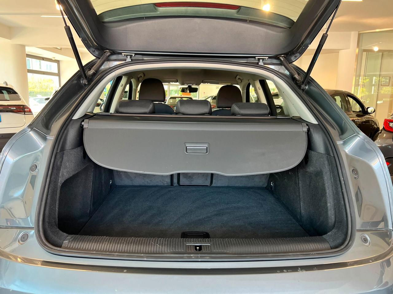 Audi Q3 2.0 TDI 150 CV Business