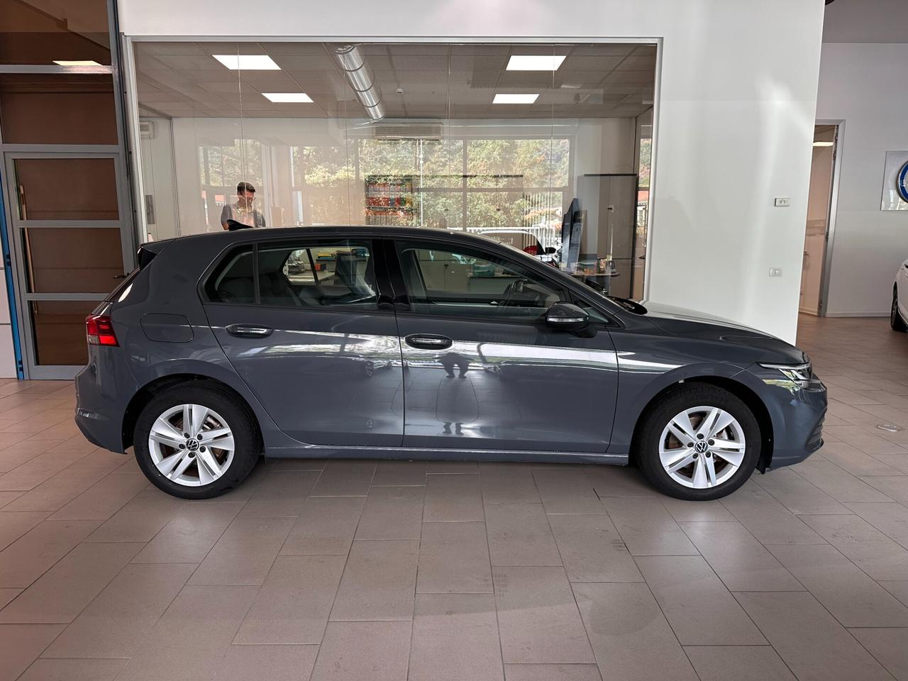 Volkswagen Golf 1.0 eTSI EVO DSG Life