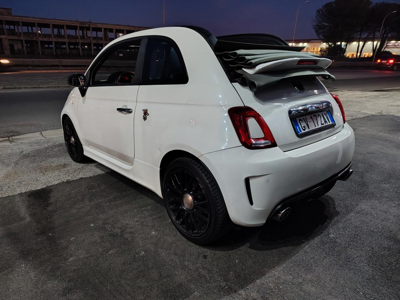 Abarth 595 1.4 Turbo T-Jet 160 CV Competizione