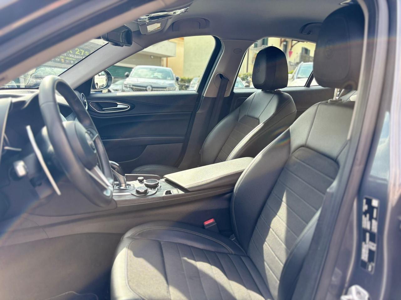 Alfa Romeo Giulia 2.2JTDM 180CV Executiv AUTOM NAV