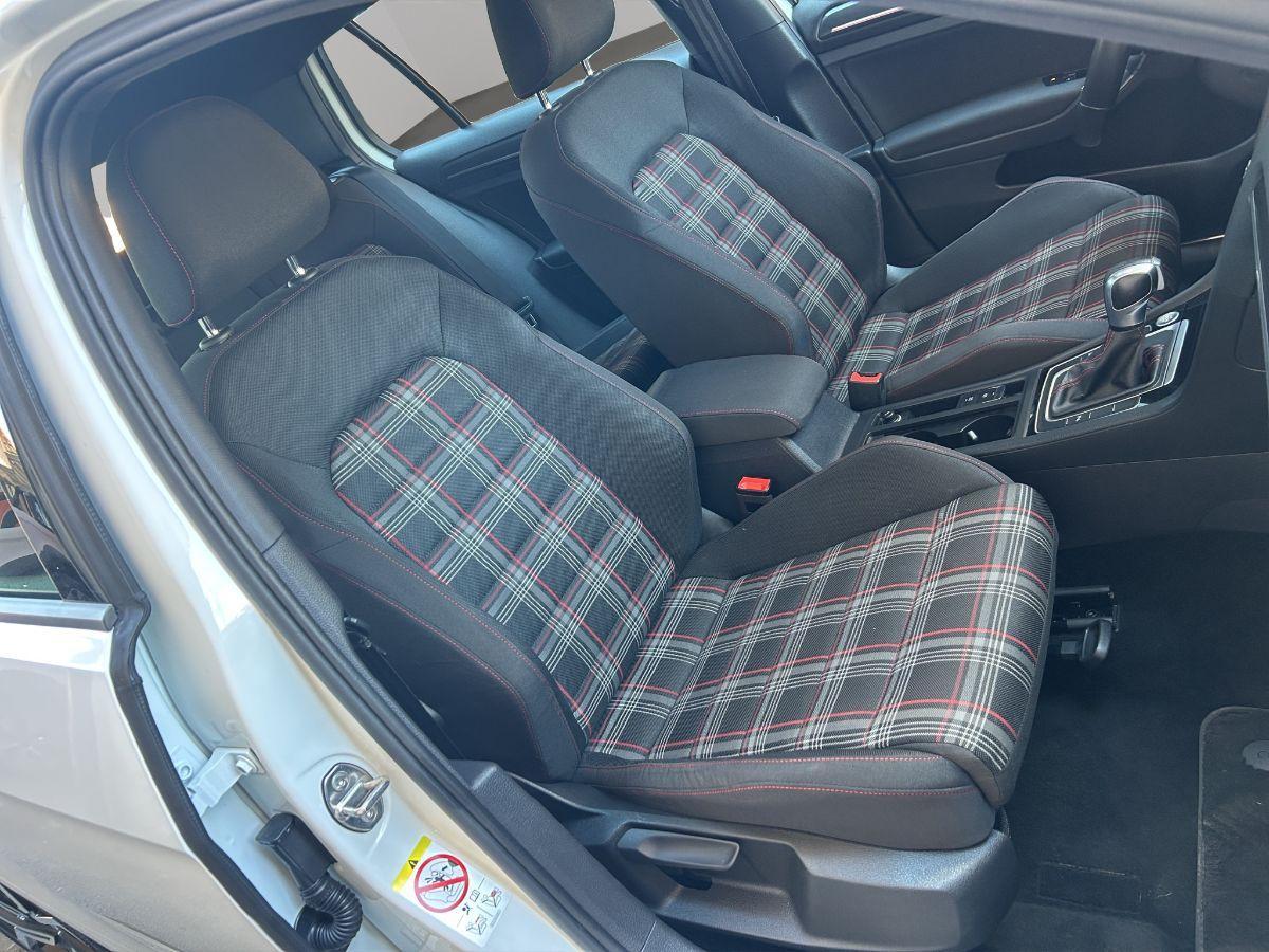 VOLKSWAGEN - Golf - 7.5 GTI Perf. 2.0 245CV TSI DSG 5p. BMT TETTO