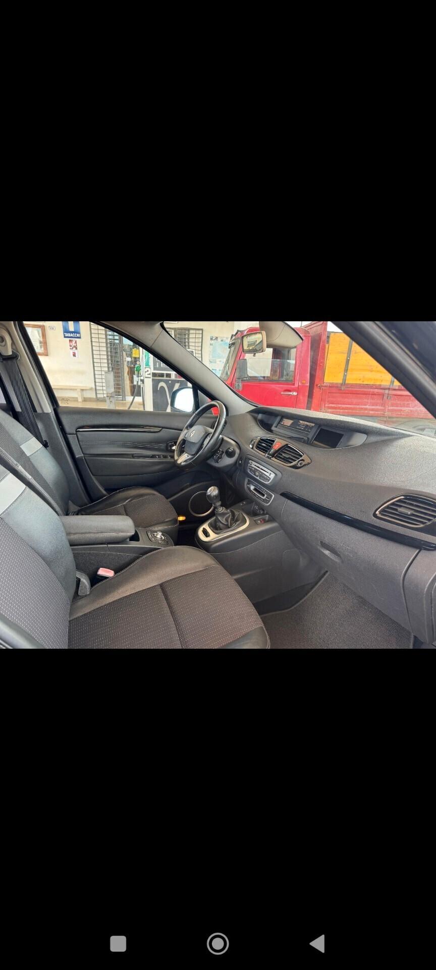 Renault Scenic xmod 1.6 diesel 2012