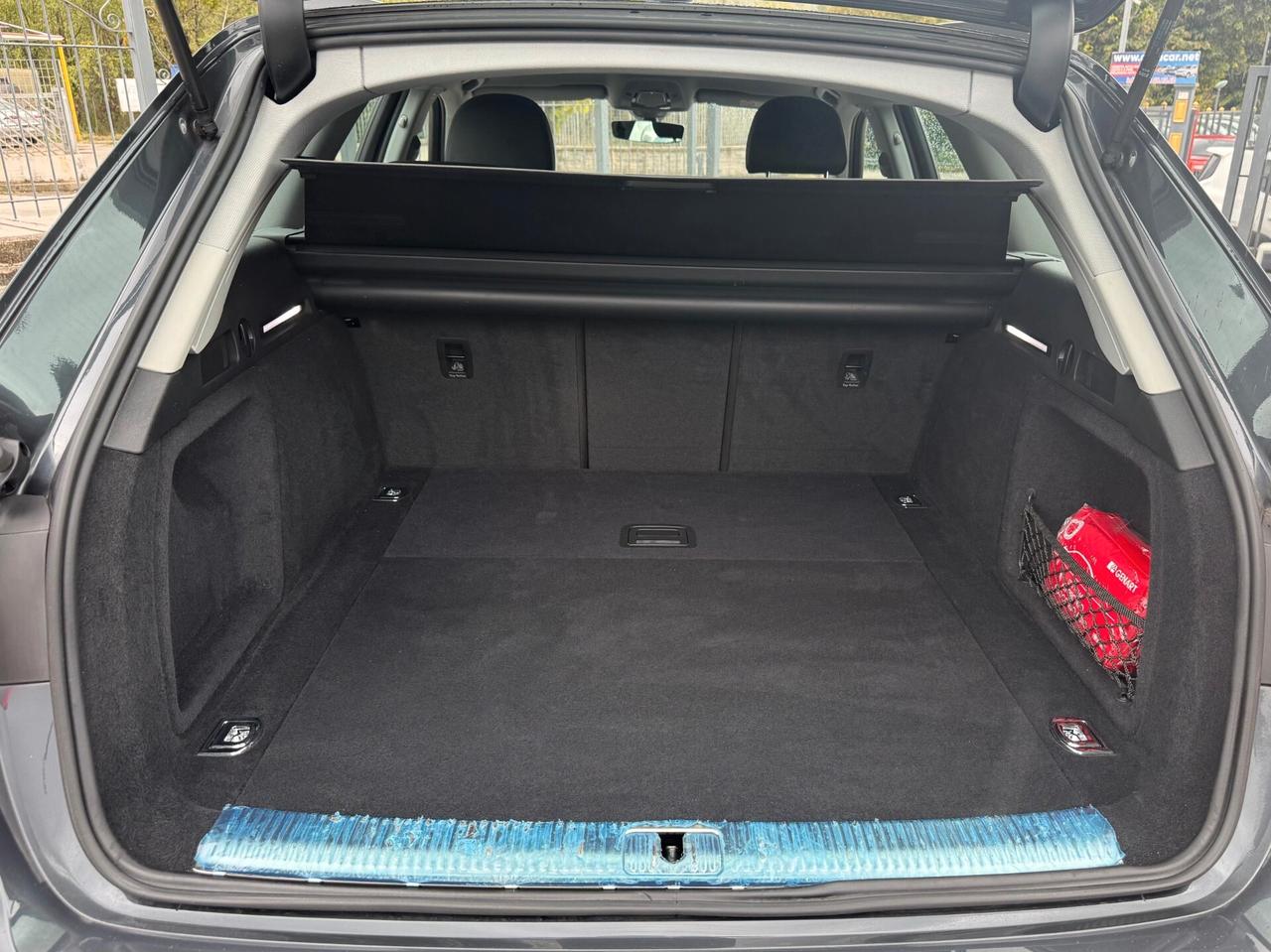 Audi A4 Avant 40 G-tron S-Tronic Business
