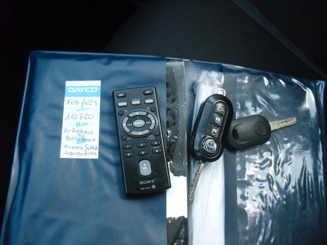 Lancia Ypsilon 1.2 69 CV 5 porte Silver, OTTIME CONDIZIONI, UNIPRO'!!