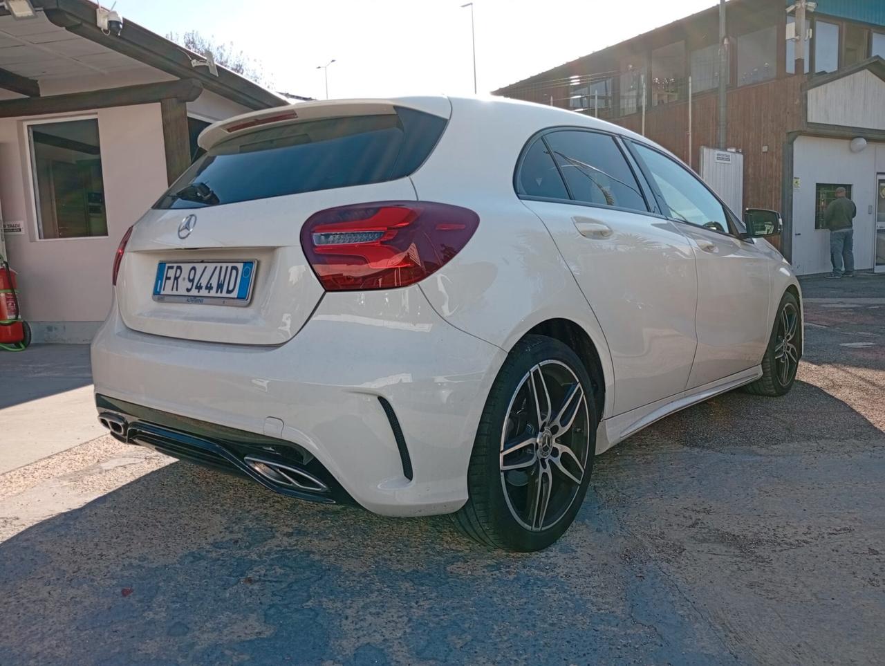 Mercedes-benz A 180 d Automatic Premium
