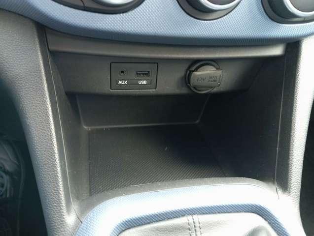 Hyundai i10 i10 1.0 Sound Edition E6