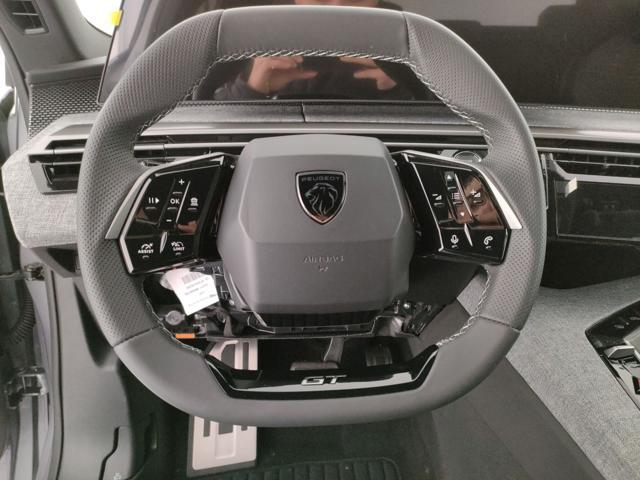 PEUGEOT 3008 Hybrid 145 e-DCS6 GT