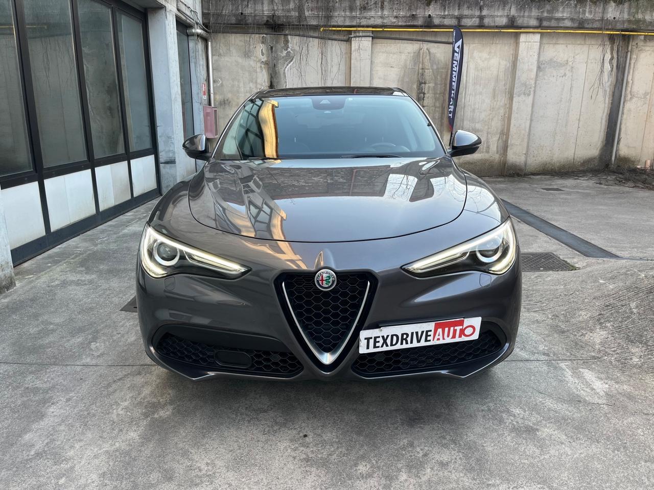 Alfa Romeo Stelvio 2.2 Turbodiesel 190 CV AT8 Q4 Executive