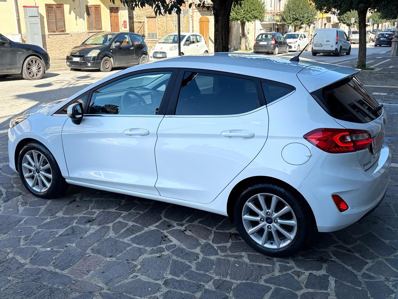 Ford Fiesta 1.5 EcoBlue 5P Titanium FULL/LED/NAV