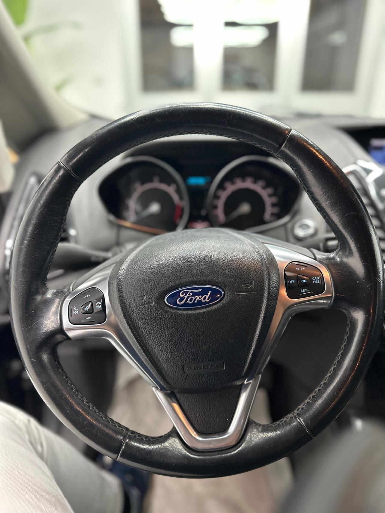 Ford EcoSport 1.5 TDCi 95 CV Titanium