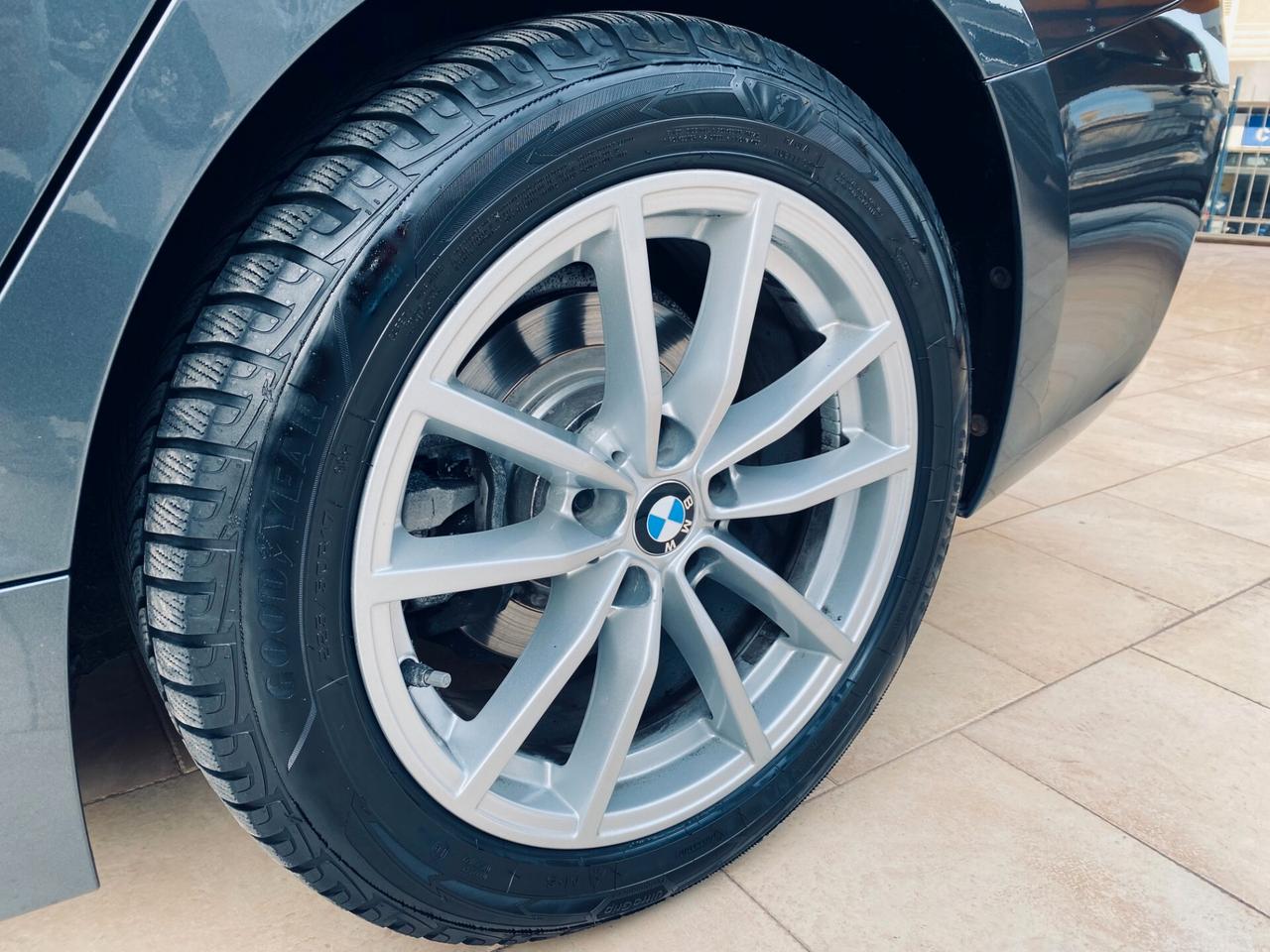 Bmw 320d Touring Business Advantage - CAMBIO AUTOMATICO