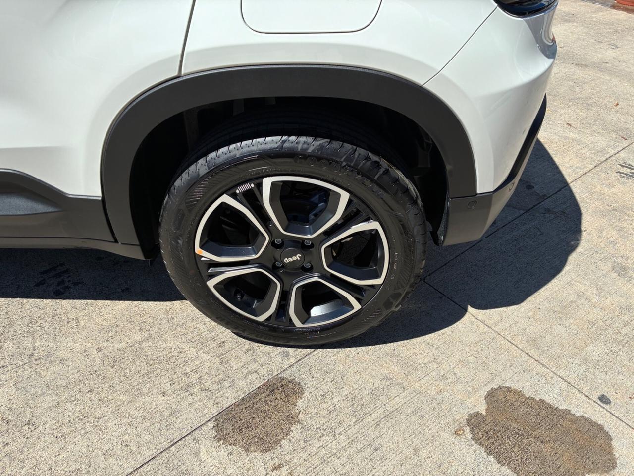 Jeep Avenger 1.2 Turbo 110 CV MHEV Summit bicolor