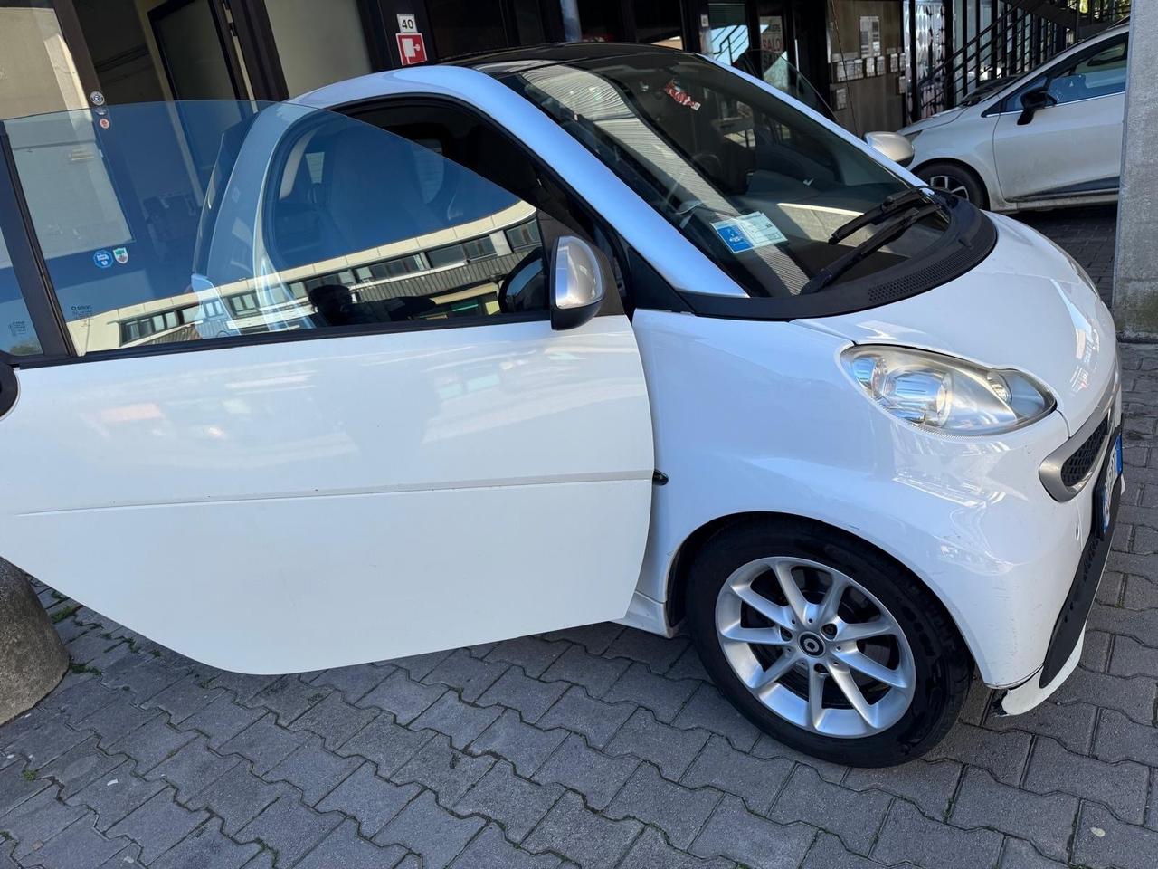 Smart ForTwo 1000 52 kW MHD coupé Urbanrunner