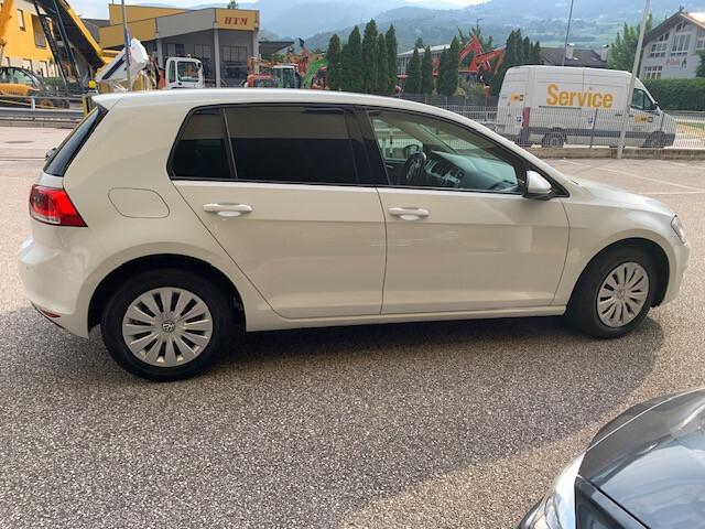 VW Golf 7 - Trendline 1.6 TDI