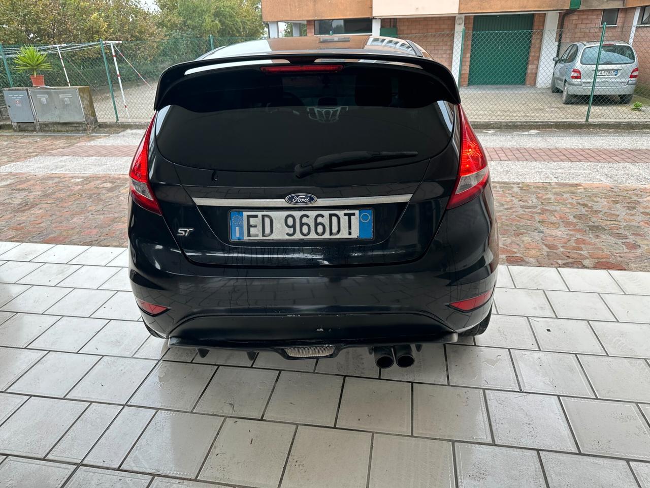 Ford Fiesta 1.4 TDCi NEOPATENTATI (12 RATE)