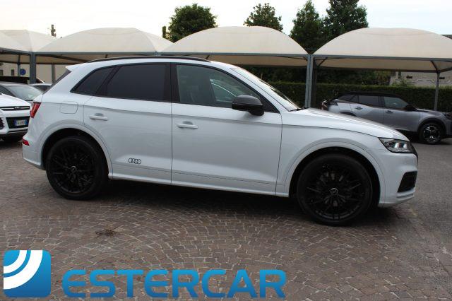 AUDI Q5 40 TDI quattro S tronic Sport S LINE