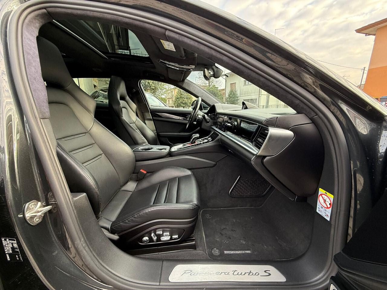 Porsche Panamera 4.0 Turbo S E-Hybrid Sport Turismo