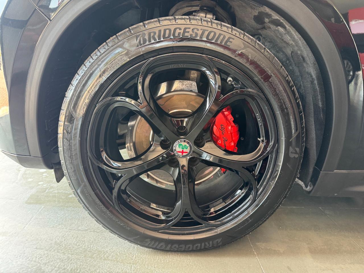 Alfa Romeo Stelvio 2.2 TD190CV Q4 Total Black-2021