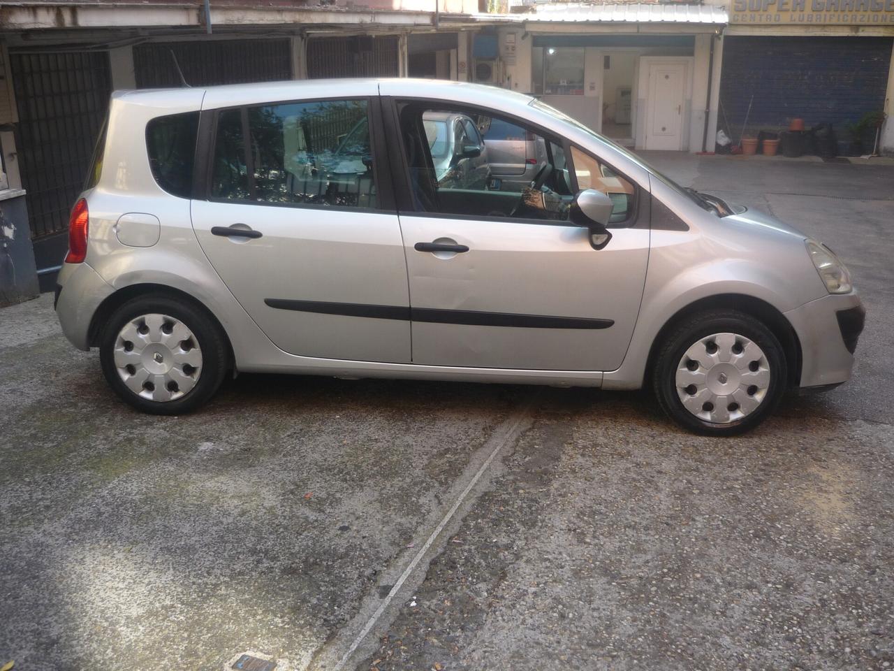Renault Modus 1.2 16V GPL Expression