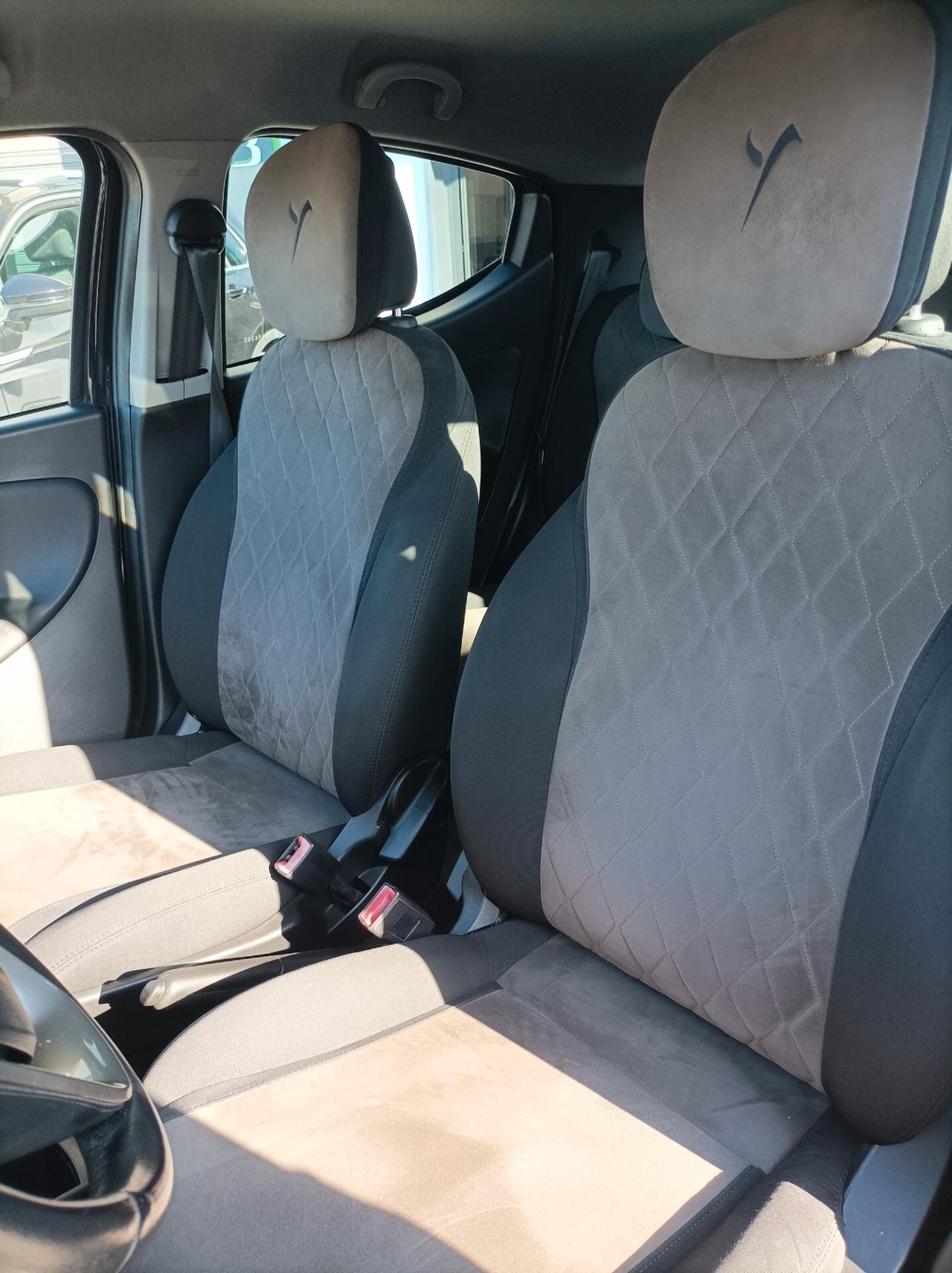 Lancia Ypsilon 1.2 69 CV 5 porte GPL Ecochic Gold