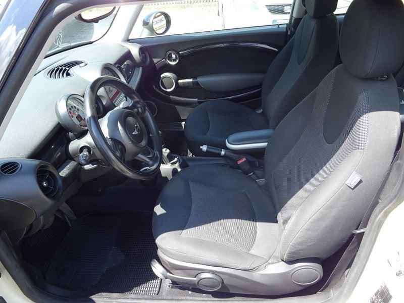 MINI Mini Mini 1.6 16V Cooper D