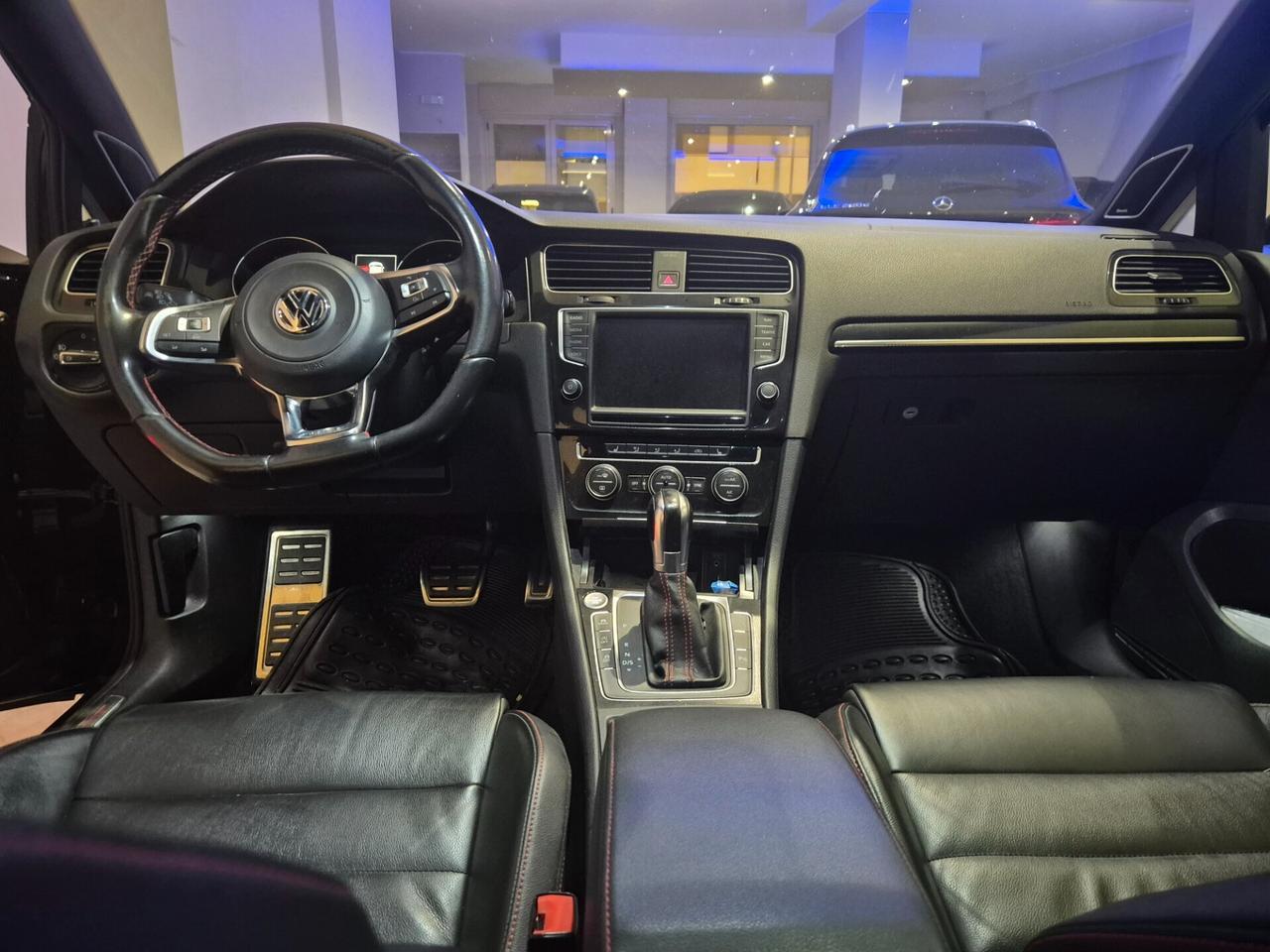 Volkswagen Golf GTI Performance 2.0 TSI DSG 5p. BlueMotion Technology